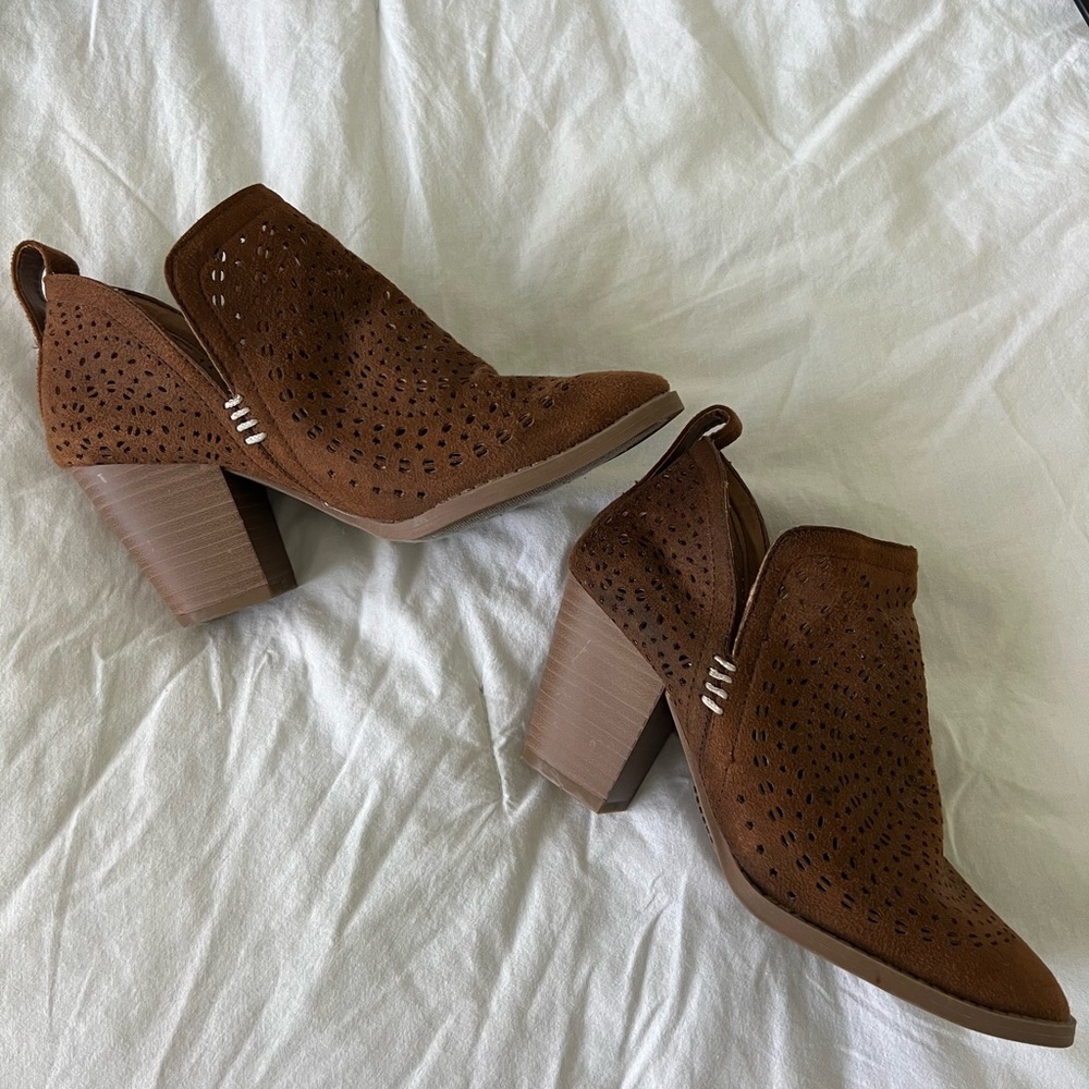 Francesca’s Ankle Booties